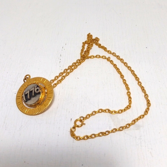 J-7 misc necklace lot - Picture 10 of 11